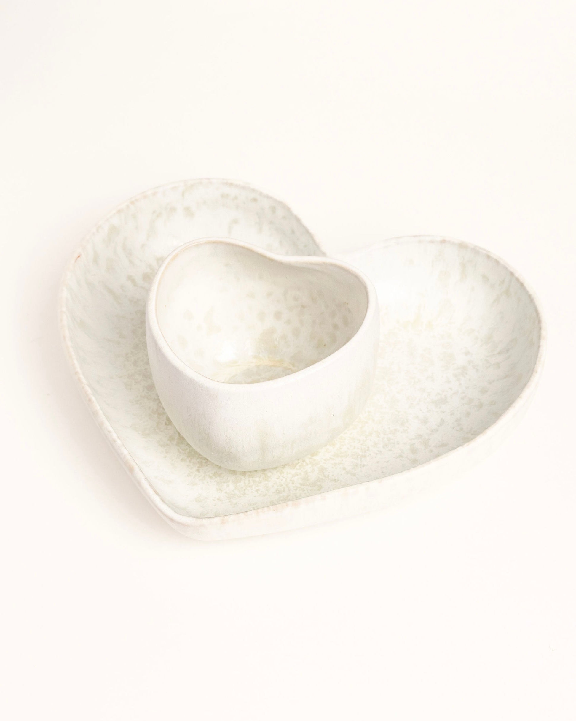 Amora Teller tief Mattweiß Creme