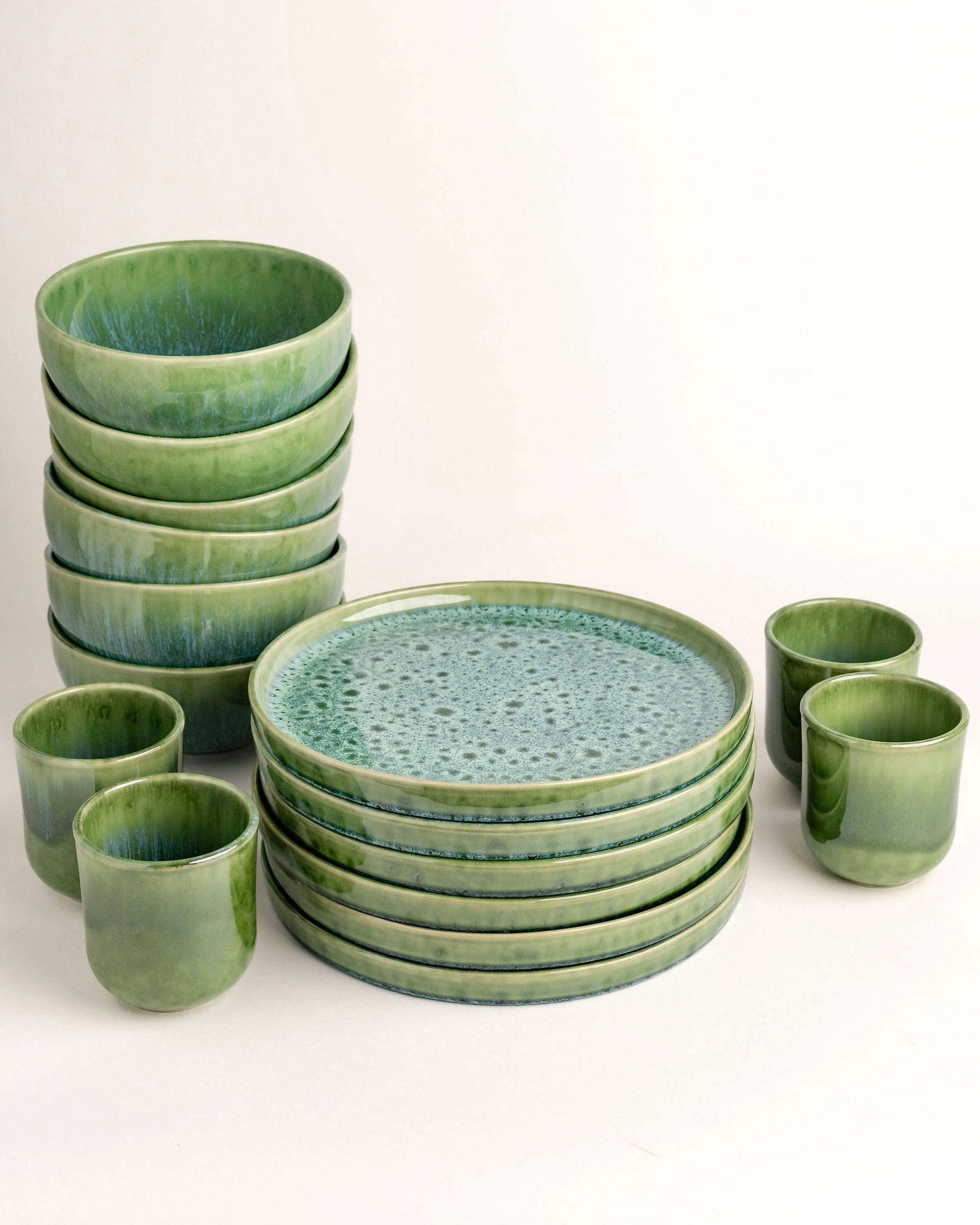 Madeira Geschirrset Frühstück Grün 18-teilig