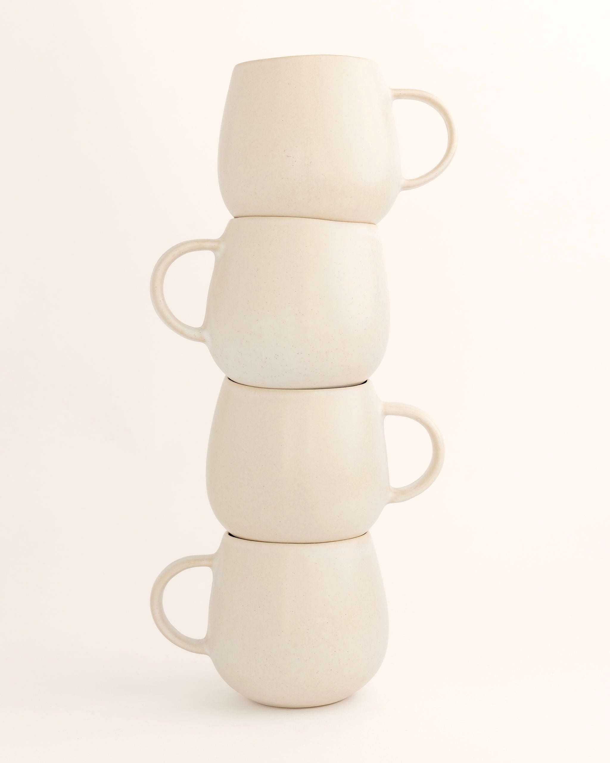 Amado Tasse Sand