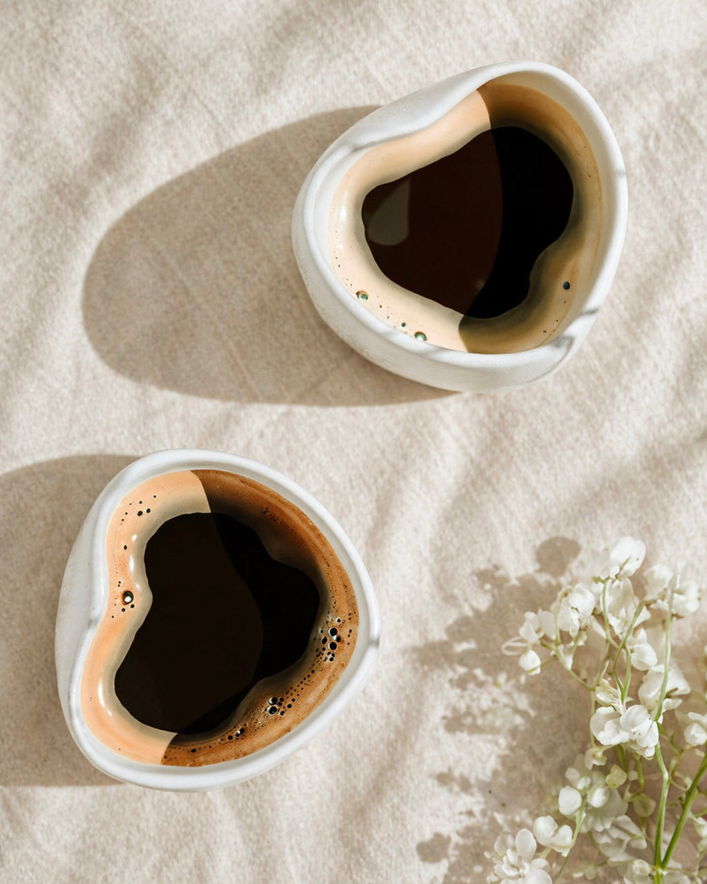 Amora Becher Mattweiß Creme