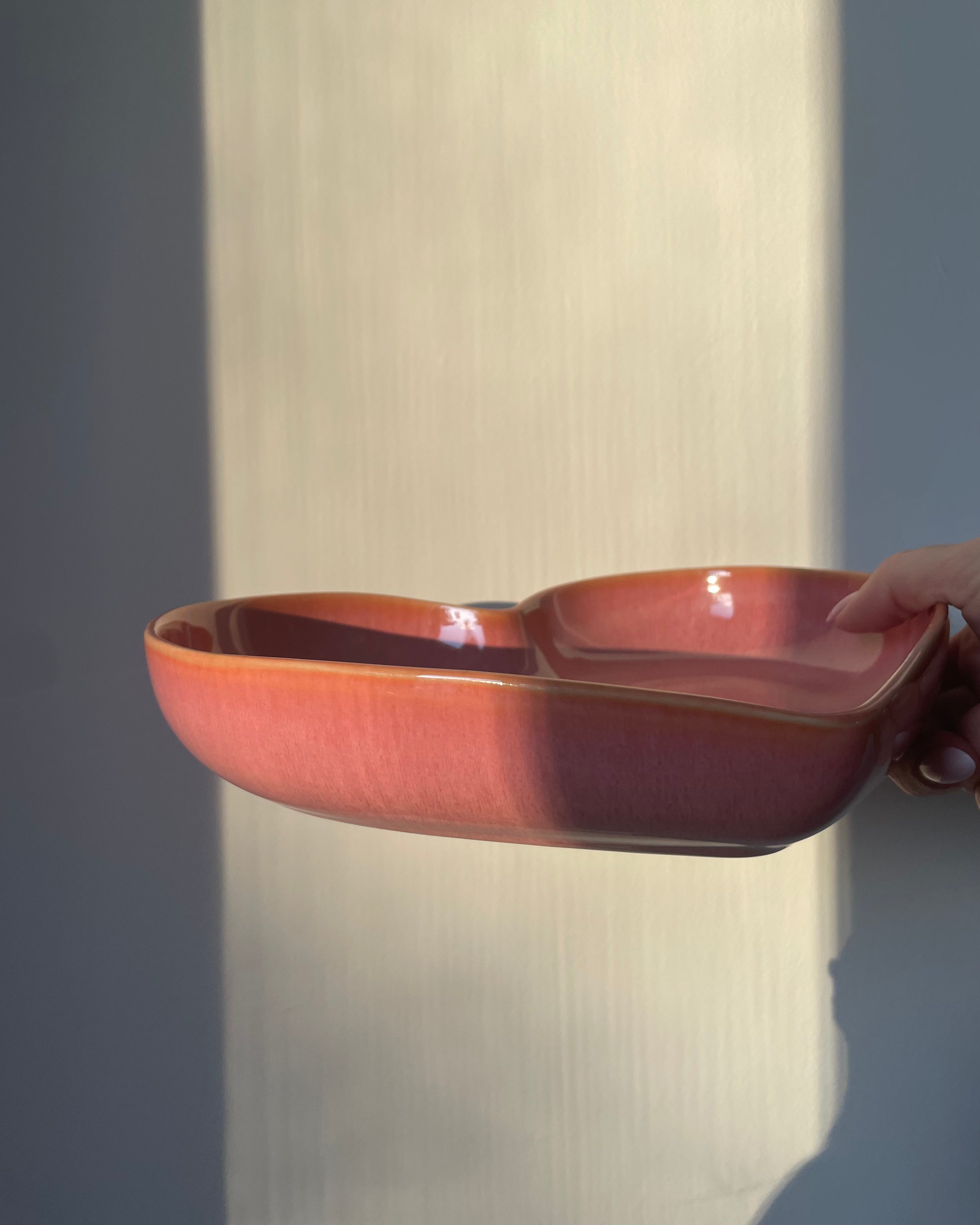 Amora Teller tief Coral