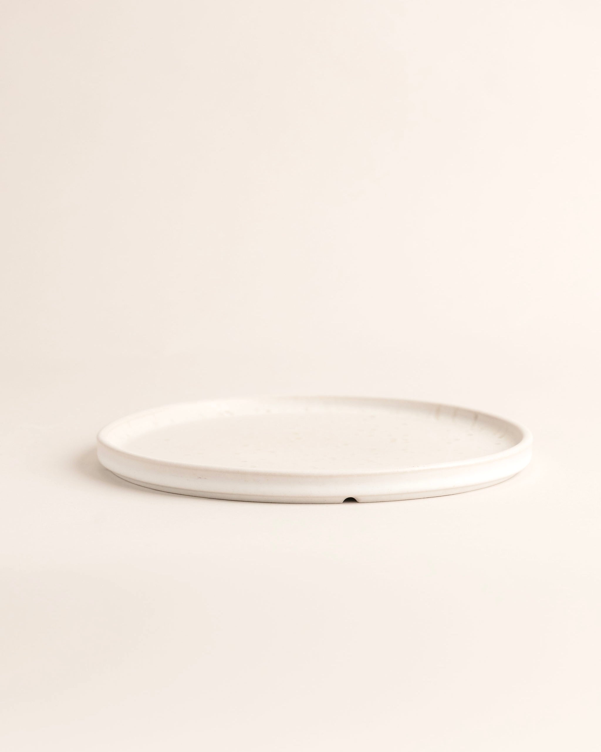 Amado Plate Large Cream