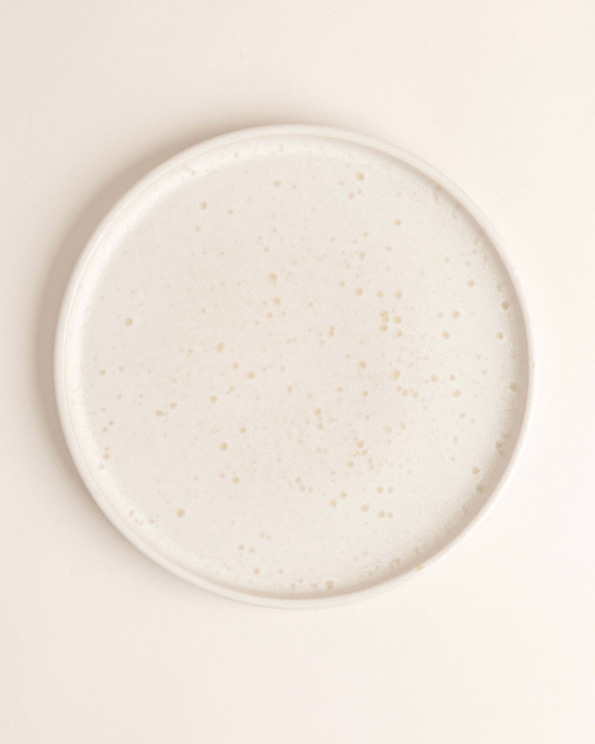 Amado Plate Large Cream
