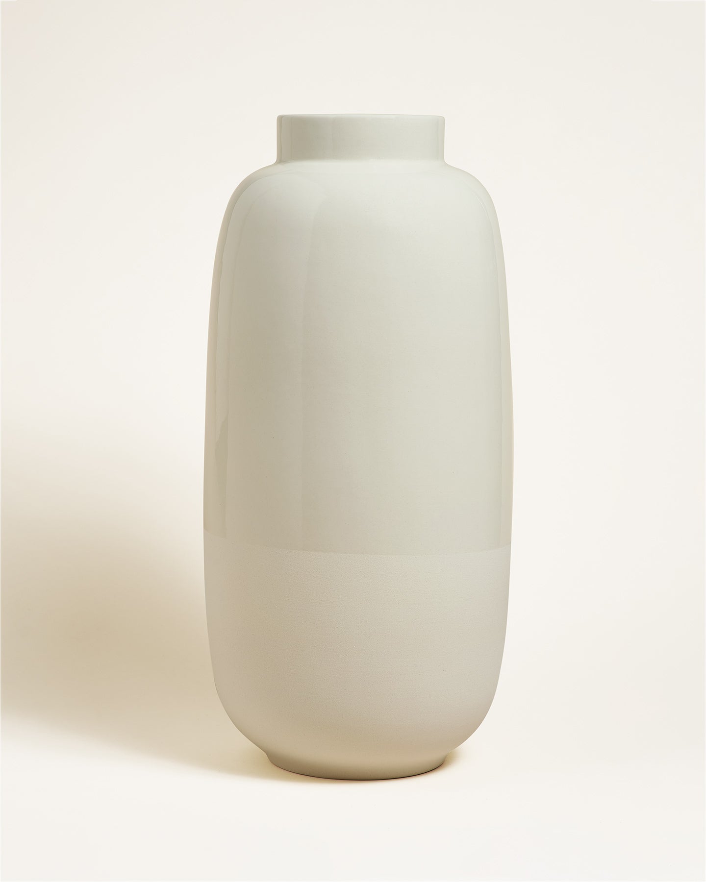 Camilo Floor Vase Cream