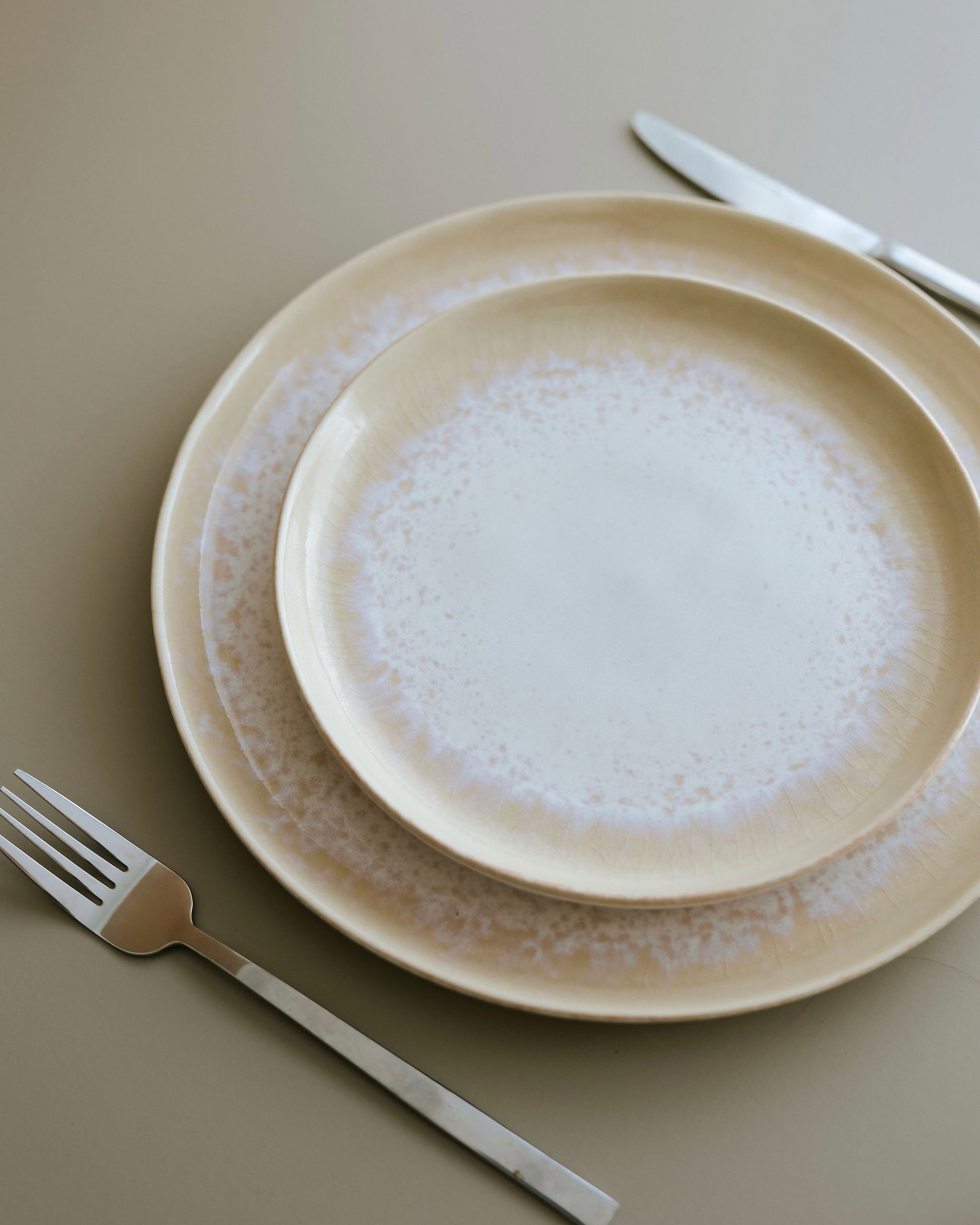 Aurora Plate Large Apricot