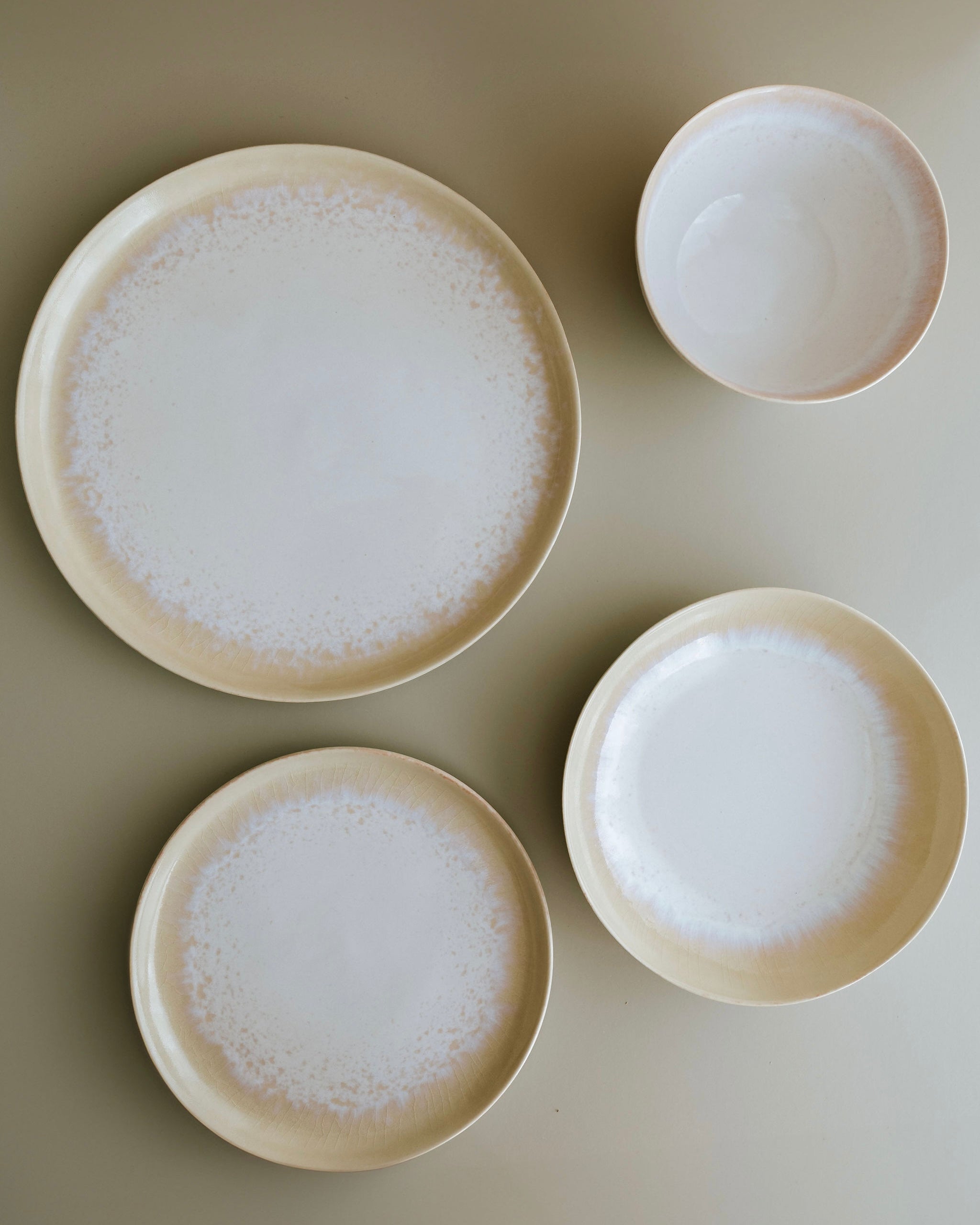 Aurora Plate Large Apricot