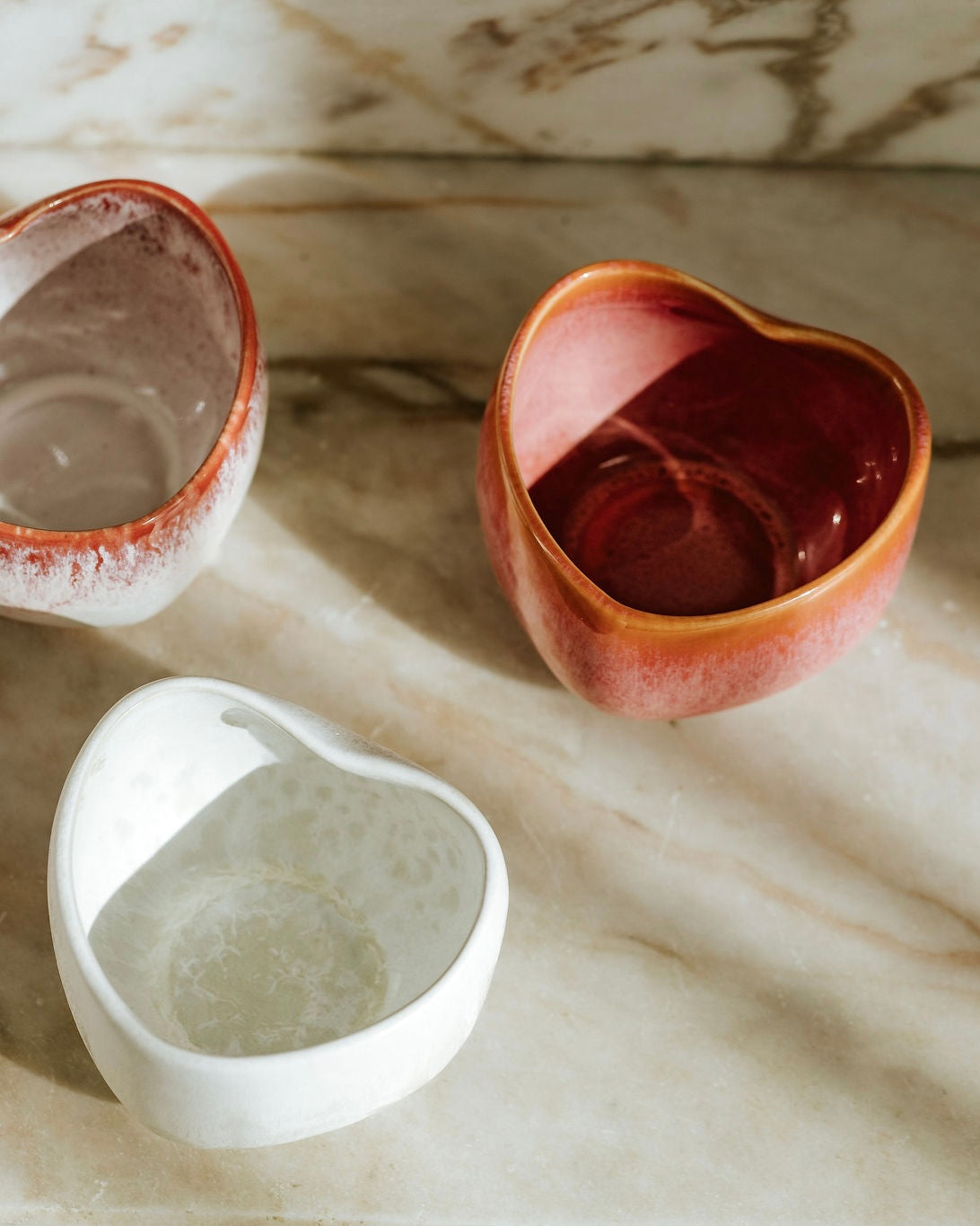 Amora Becher Mattweiß Creme