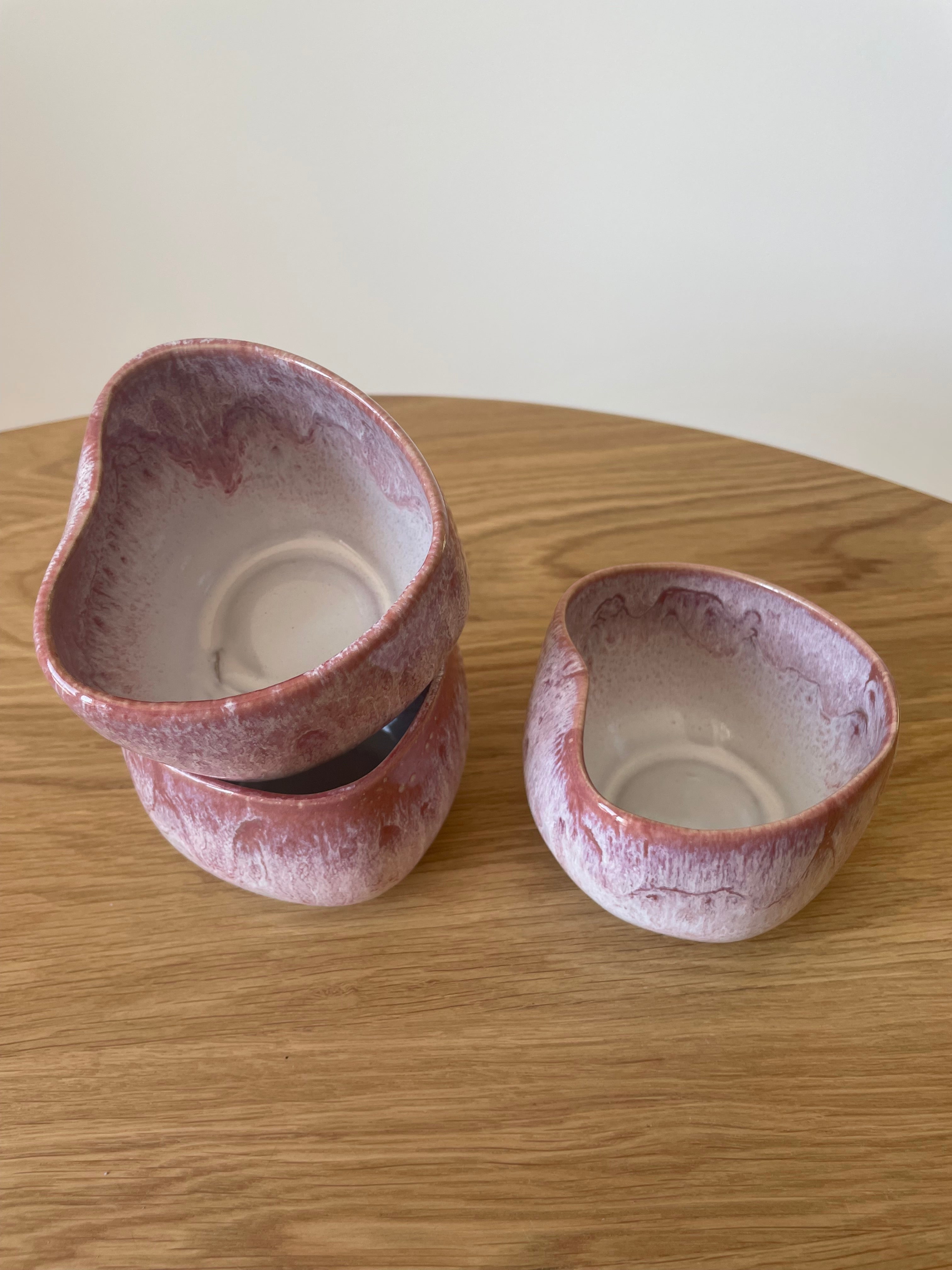 Amora Becher Magenta B-Ware