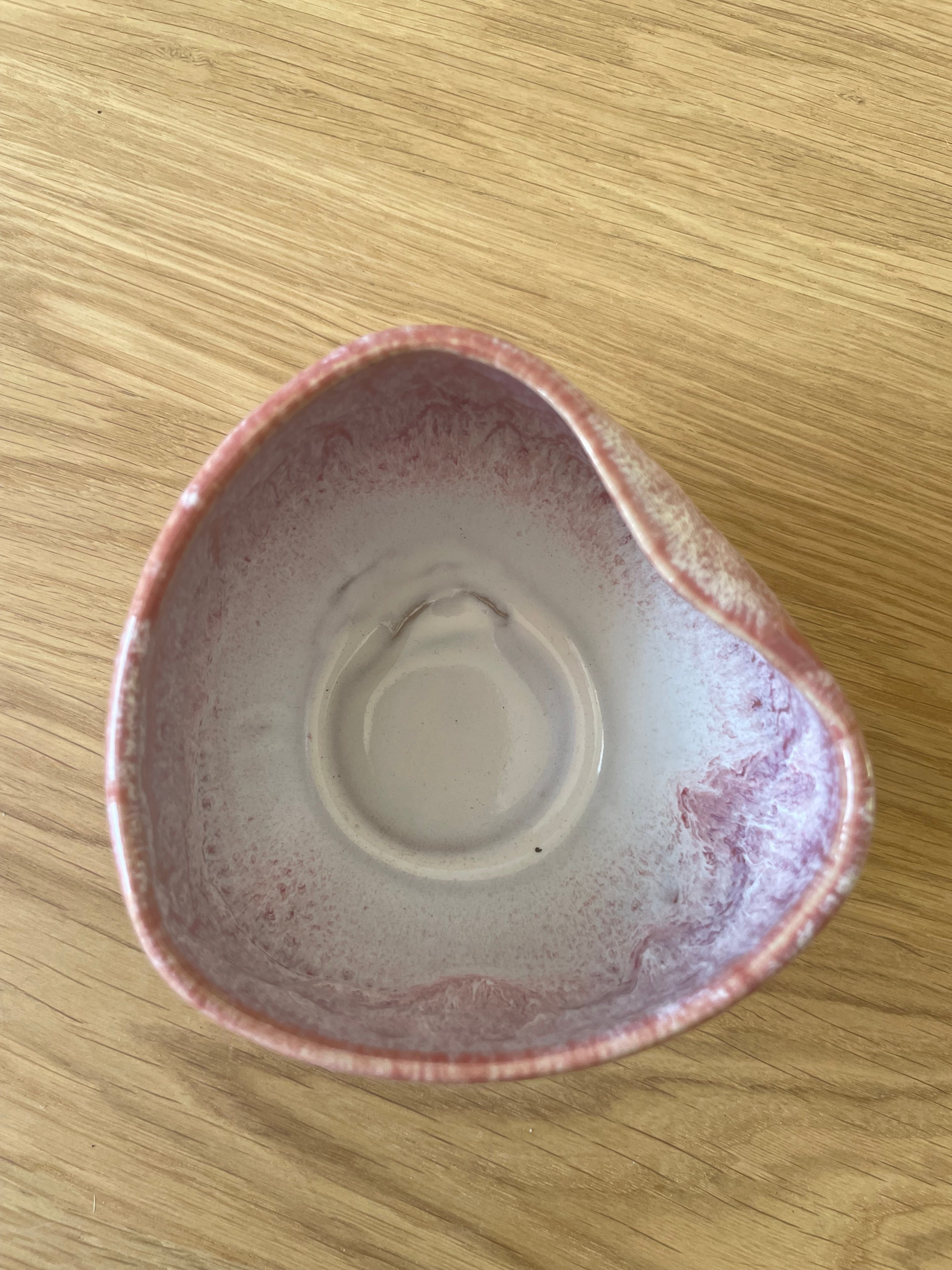 Amora Becher Magenta B-Ware