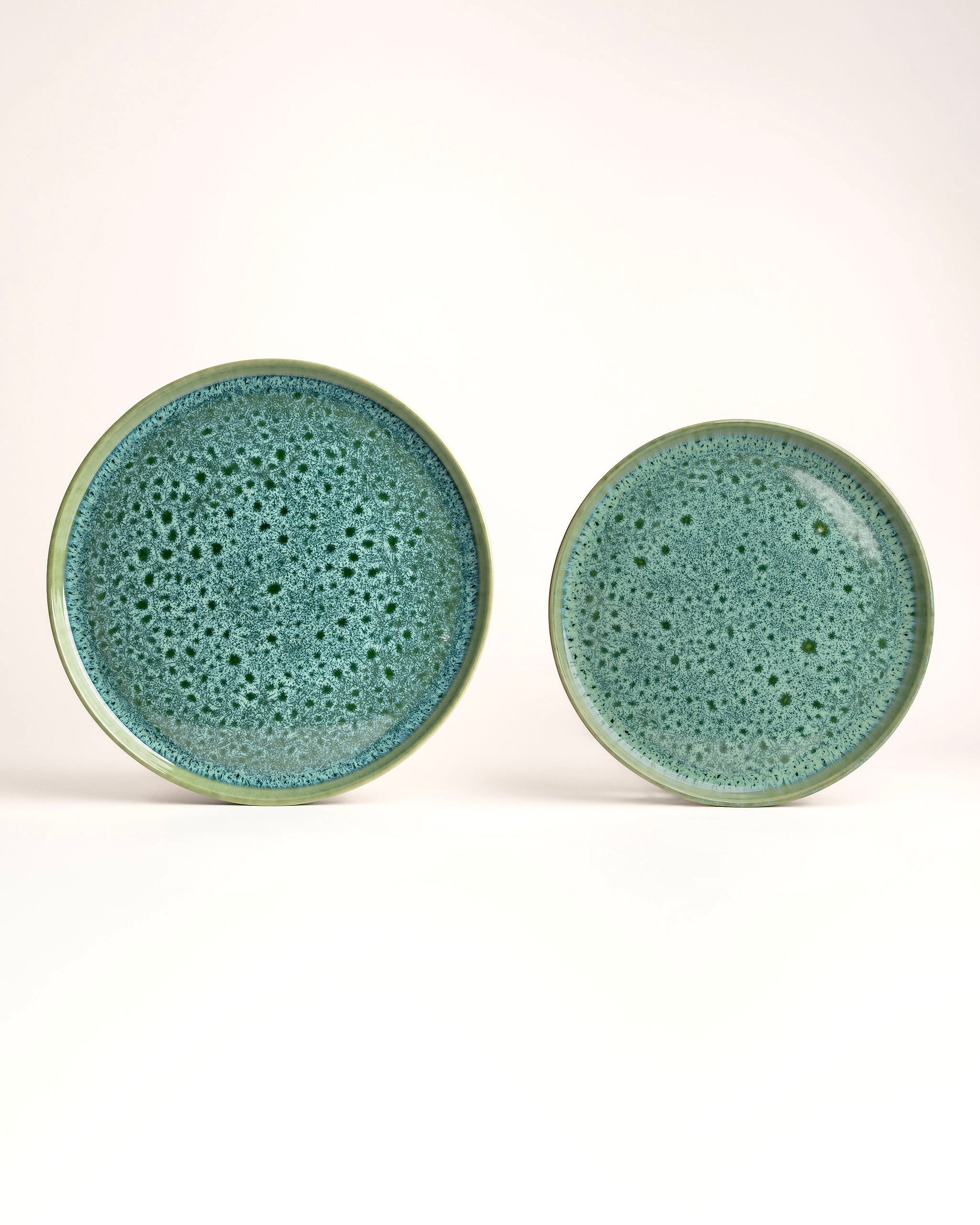 Faro Plate Large Matt White