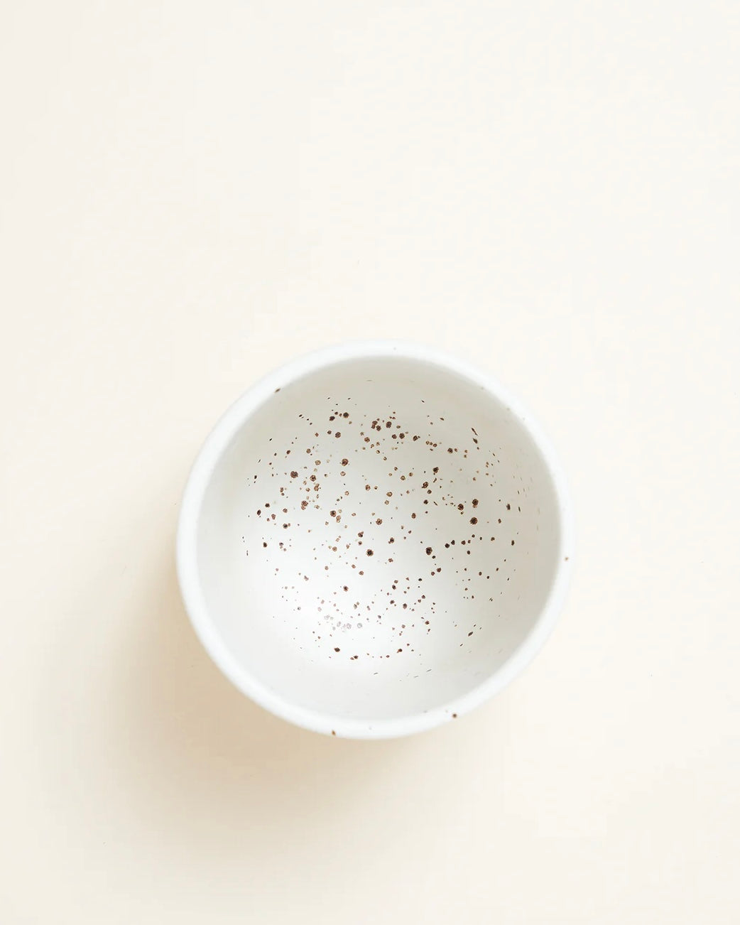 Guincho mug speckled matt white